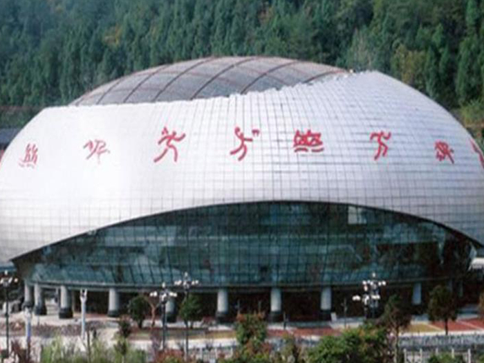 奎屯体育中心球形网架加工安装